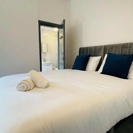 Yo Room! Apartments- Next To City Centre Apartment - With Free Parking 레스터 외부 사진