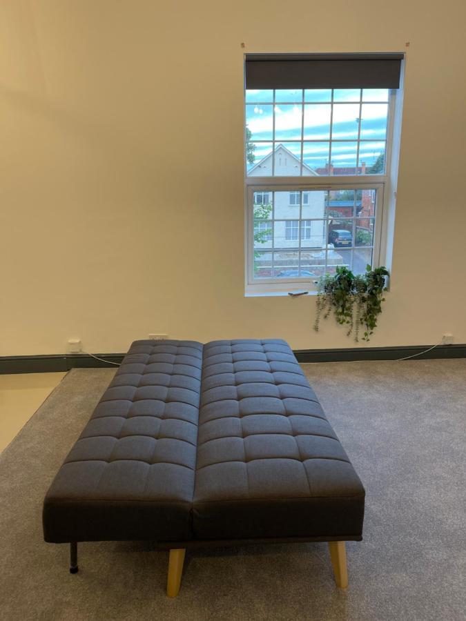 Yo Room! Apartments- Next To City Centre Apartment - With Free Parking 레스터 외부 사진